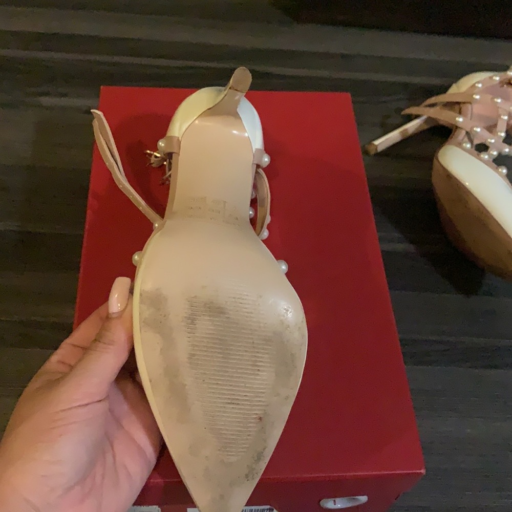 Beautiful heels - Picture 6 of 8
